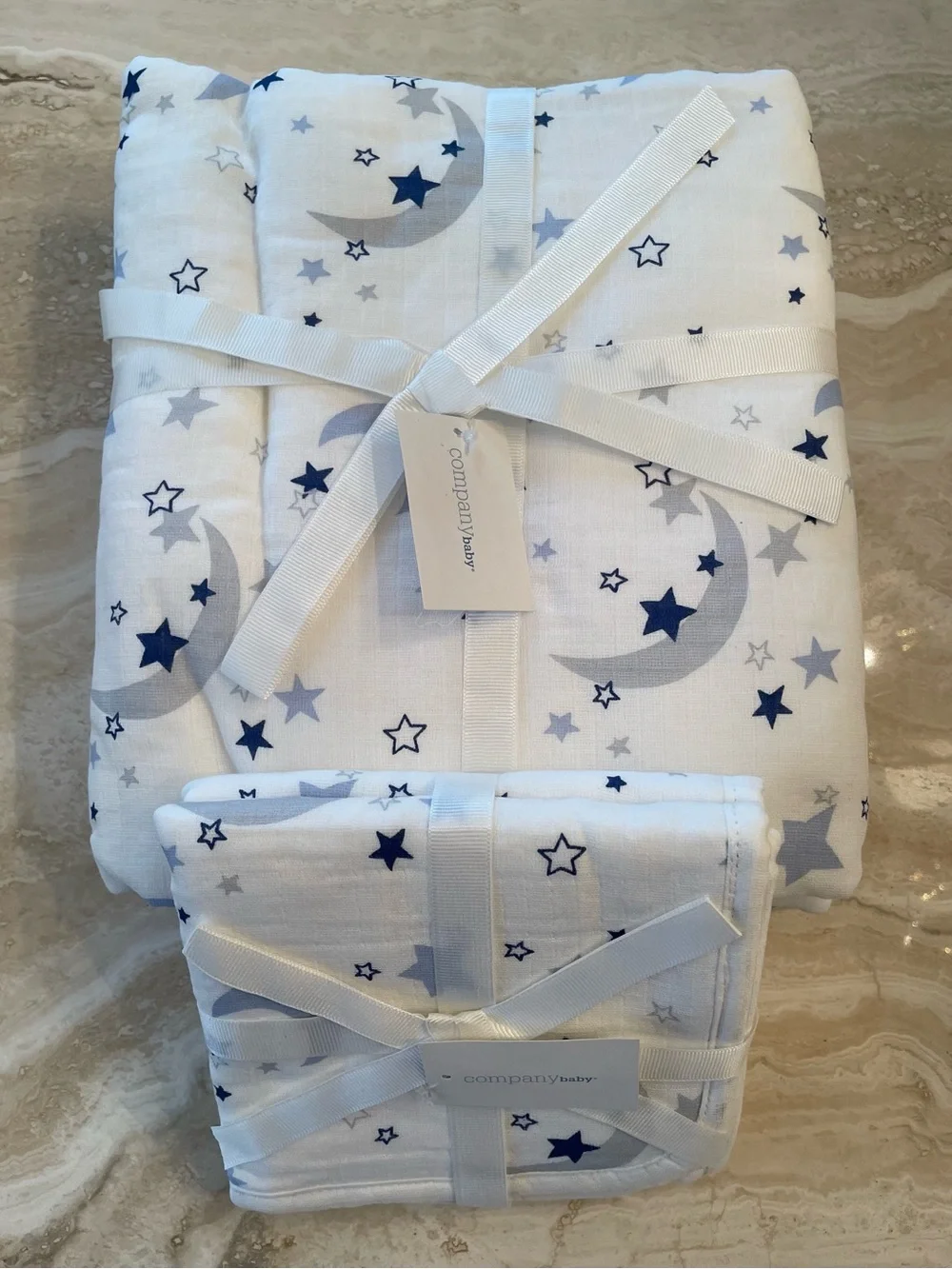 NWT Company Baby Moon&Star Muslin Organic Cotton Set Hooded Towel, 2 Washcloths